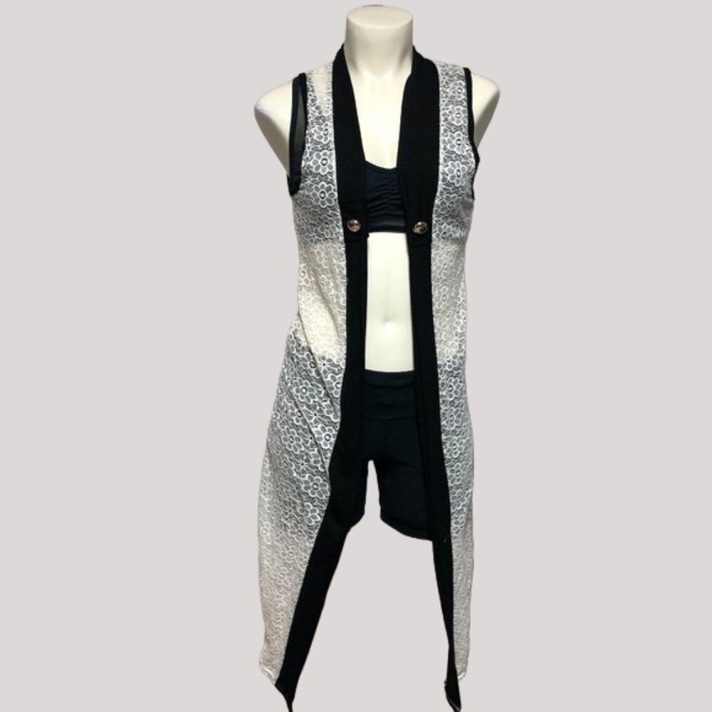 Family Ivory Floral Lace Maxi Beach Cover Up Size XL (fits small)